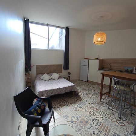 Appartement En Duplex Viviers Esterno foto