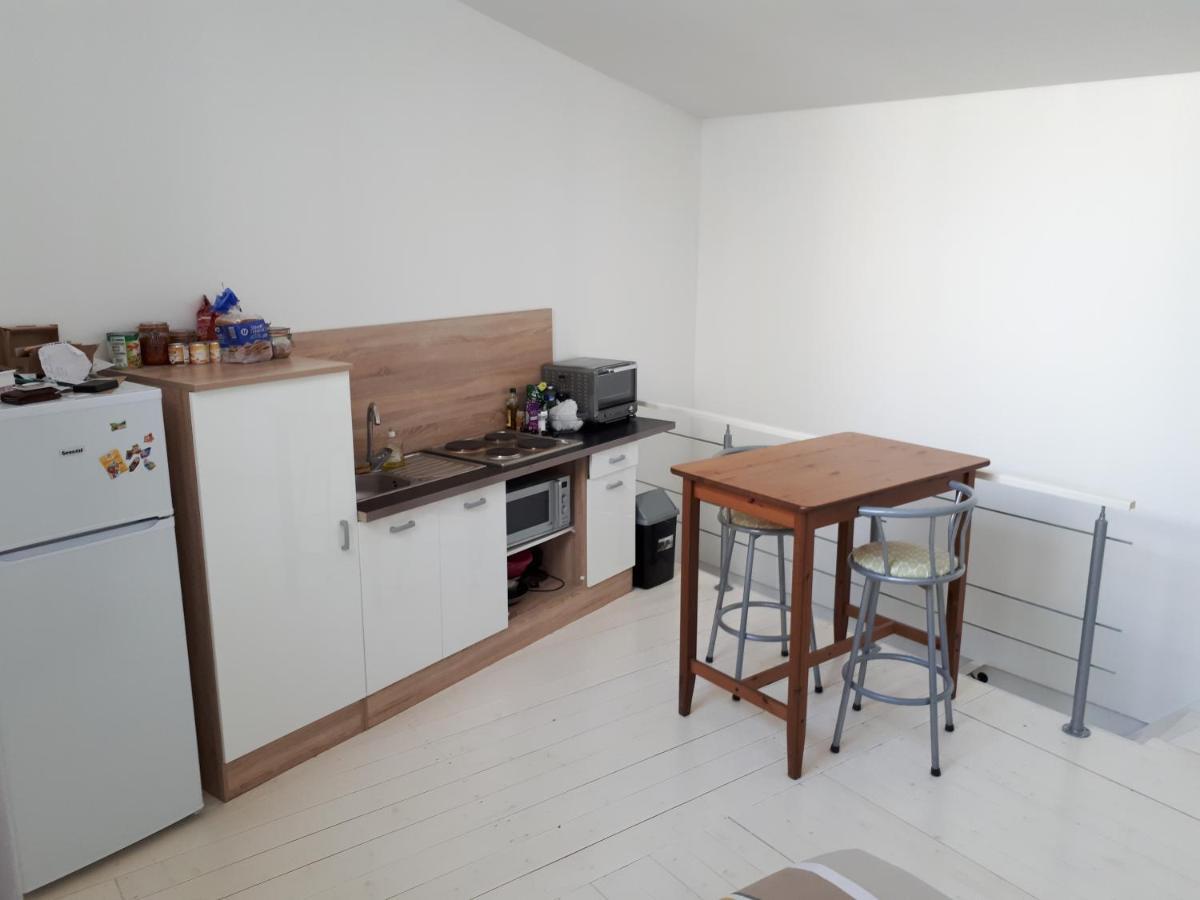 Appartement En Duplex Viviers Esterno foto