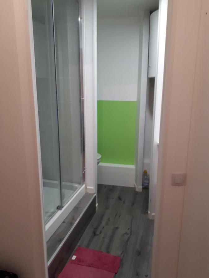 Appartement En Duplex Viviers Esterno foto