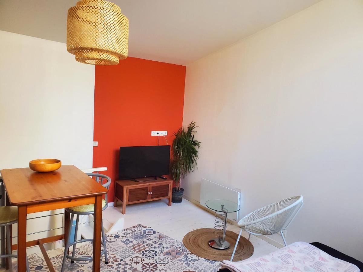 Appartement En Duplex Viviers Esterno foto