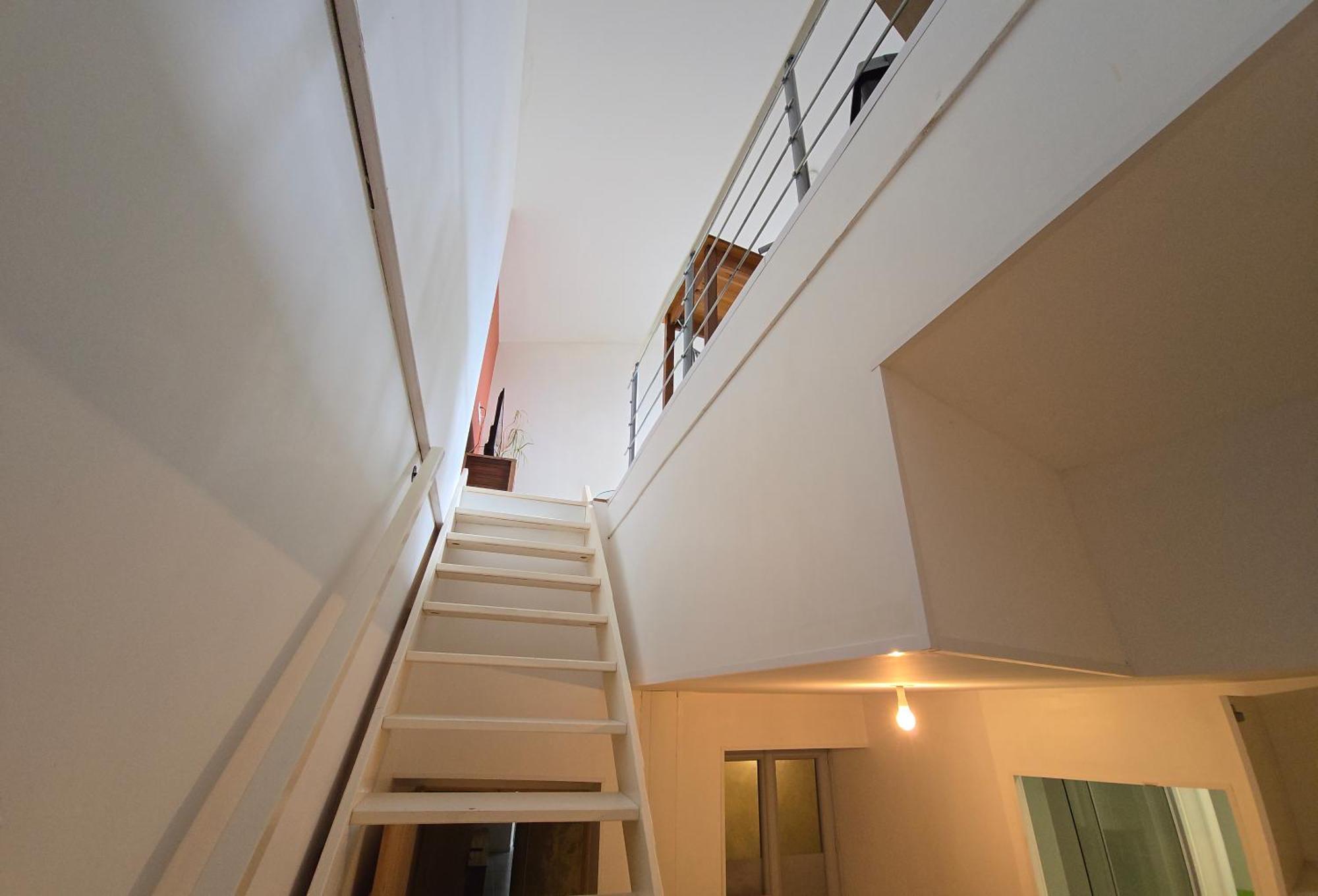 Appartement En Duplex Viviers Esterno foto
